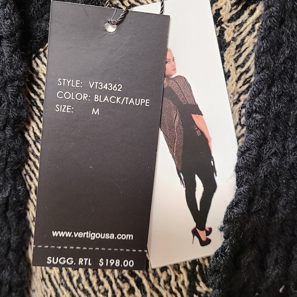 Verigo Allover Print Fringe Kimono Cardigan  NWT - Picture 3 of 7